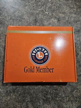 Lionel 2000 Railroader Club Gold Member Boxcar Set 6-19991